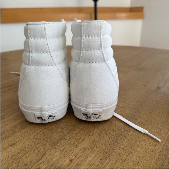 VANS Sk8-Hi Tapered Canvas Shoe White size
10W/8.5M - Picture 4 of 6